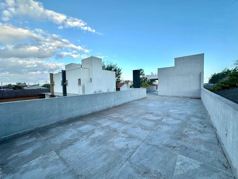 CASA 3 DORMITÓRIOS (1 SUÍTE) COM CLOSET - ROOFTOP - 1 QUADRA DO MAR: 12ª foto da galeria de imagens do imóvel