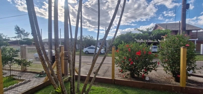 Casa com 2 dormitórios no bairro Jardim Beira Mar: 3ª foto da galeria de imagens do imóvel