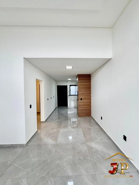 Casa bem localizada com 2 dormitórios: 4ª foto da galeria de imagens do imóvel
