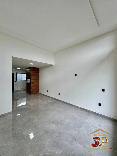 Casa bem localizada com 2 dormitórios: 28ª foto da galeria de imagens do imóvel