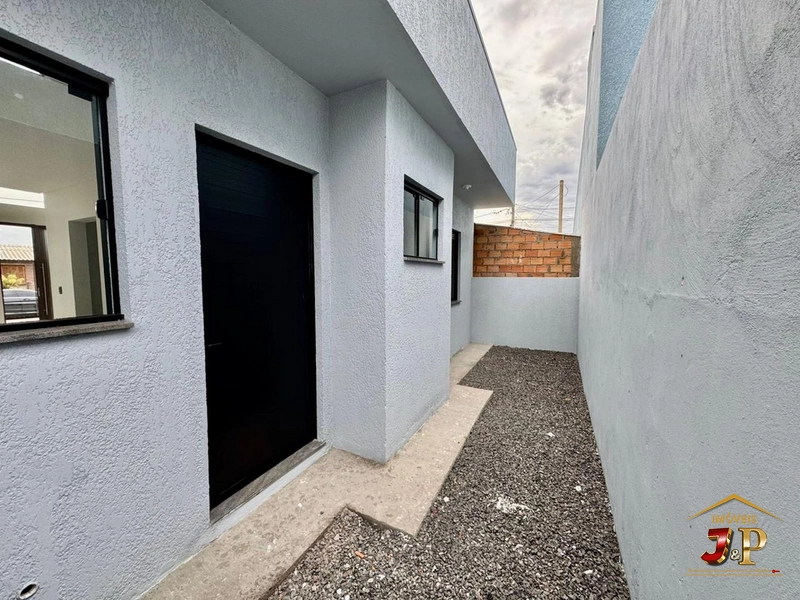 Casa bem localizada com 2 dormitórios: 11ª foto da galeria de imagens do imóvel