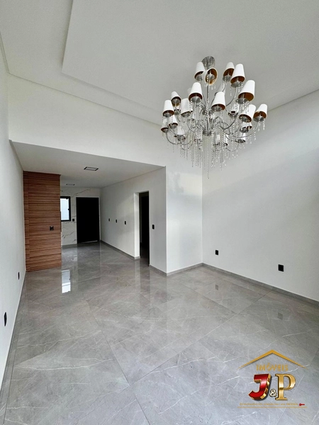 Casa bem localizada com 2 dormitórios: 6ª foto da galeria de imagens do imóvel
