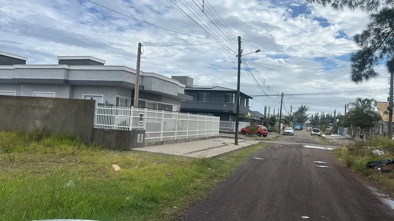 Terreno bem localizado no bairro Jardim Beira Mar: 2ª foto da galeria de imagens do imóvel