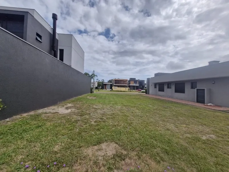 Terreno dos sonhos, invista no seu futuro!: 3ª foto da galeria de imagens do imóvel