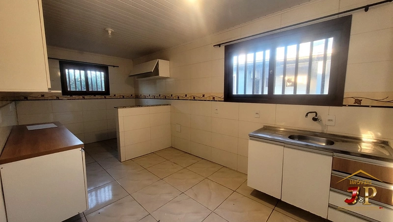 CASA À VENDA NO BAIRRO ARCO-ÍRIS – A 550 METROS DO MAR!: 8ª foto da galeria de imagens do imóvel