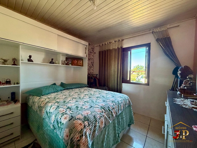 Casa a 400 metros do mar, localizada em zona de moradores e em frente a uma área verde.: 15ª foto da galeria de imagens do imóvel