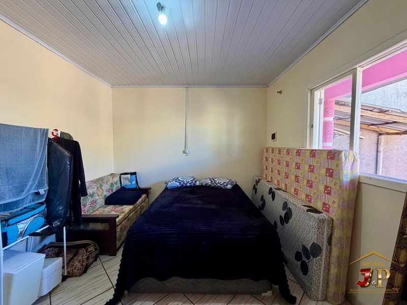 Casa a 400 metros do mar, localizada em zona de moradores e em frente a uma área verde.: 26ª foto da galeria de imagens do imóvel