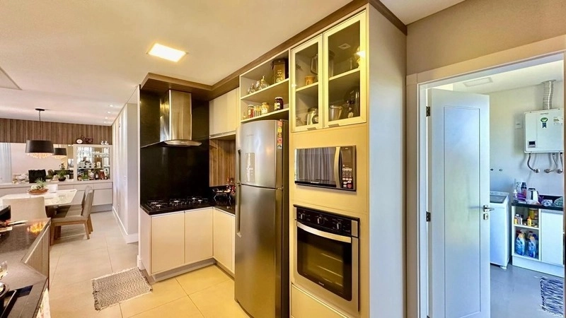 Casa mobiliada com 4 suítes no condomínio Dubai: 32ª foto da galeria de imagens do imóvel