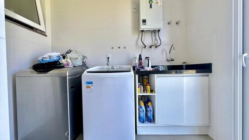 Casa mobiliada com 4 suítes no condomínio Dubai: 12ª foto da galeria de imagens do imóvel
