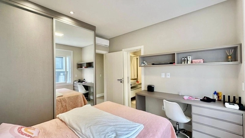 Casa mobiliada com 4 suítes no condomínio Dubai: 18ª foto da galeria de imagens do imóvel