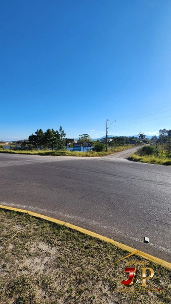 Terreno com mais de 3.000m² com preço imperdível,pronto para construir: 2ª foto da galeria de imagens do imóvel