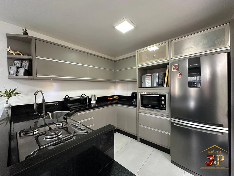 Casa aconchegante com 2 dormitórios: 1ª foto da galeria de imagens do imóvel