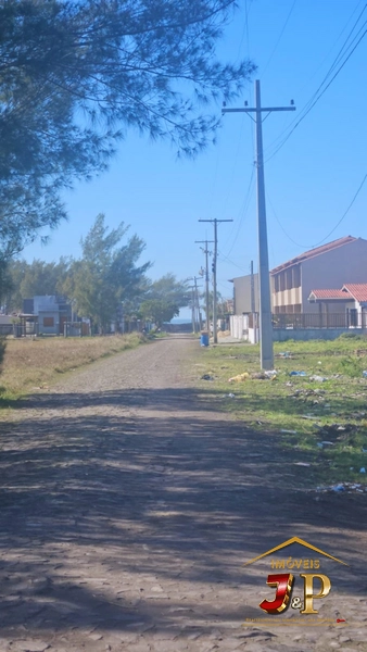 Terreno com 608m² de esquina, bem localizado: 3ª foto da galeria de imagens do imóvel