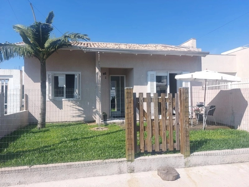 ->Bela Casa com 3 dormitórios - Ótima localização: 24ª foto da galeria de imagens do imóvel