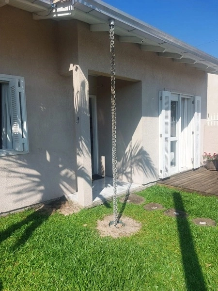 ->Bela Casa com 3 dormitórios - Ótima localização: 6ª foto da galeria de imagens do imóvel