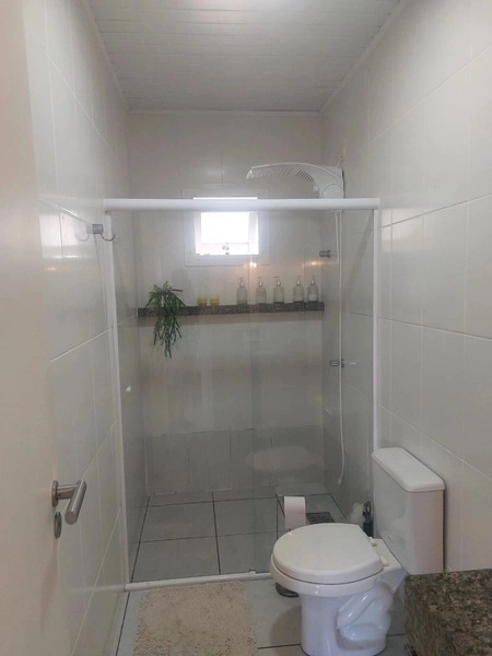->Bela Casa com 3 dormitórios - Ótima localização: 1ª foto da galeria de imagens do imóvel