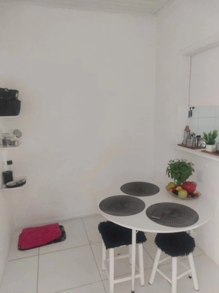 ->Bela Casa com 3 dormitórios - Ótima localização: 20ª foto da galeria de imagens do imóvel
