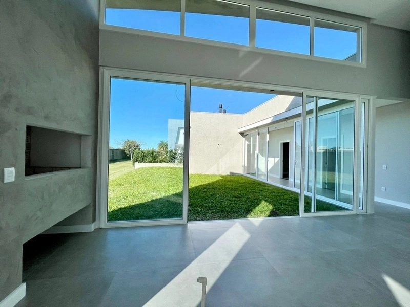 CASA NO CONDOMÍNIO DUBAI RESORT: 9ª foto da galeria de imagens do imóvel