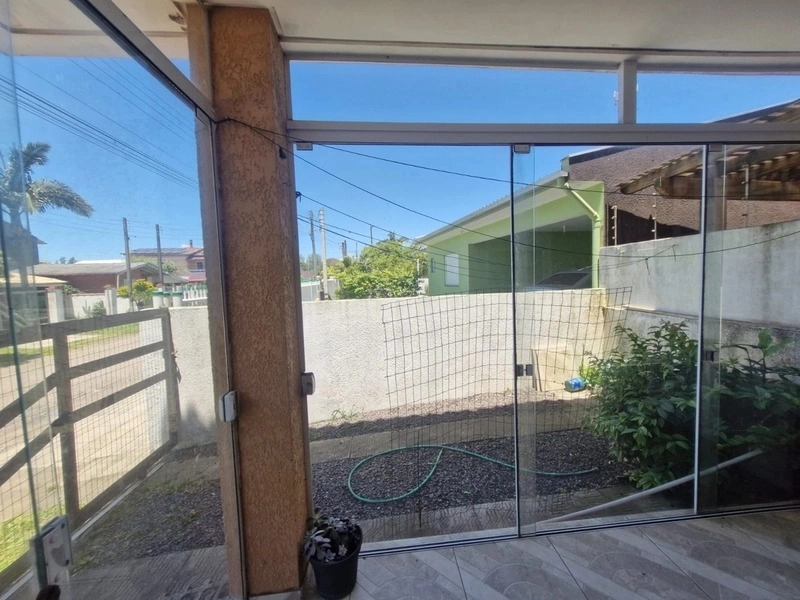 Casa com 3 dormitórios e vista para o mar no bairro Arco Íris: 4ª foto da galeria de imagens do imóvel