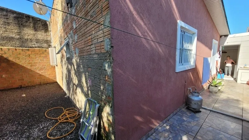 ÓTIMA CASA NO BAIRRO JARDIM BEIRA MAR!: 5ª foto da galeria de imagens do imóvel