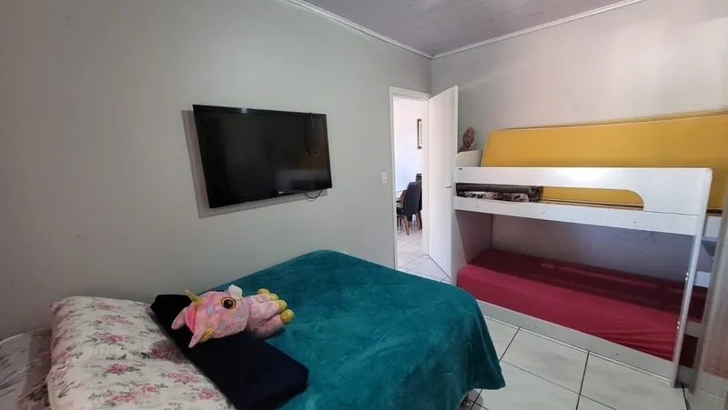 ÓTIMA CASA NO BAIRRO JARDIM BEIRA MAR!: 3ª foto da galeria de imagens do imóvel