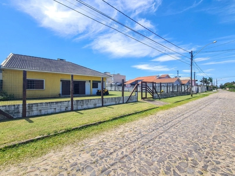 Casa 3 dormitórios no Araçá - 2 Terrenos!: 3ª foto da galeria de imagens do imóvel