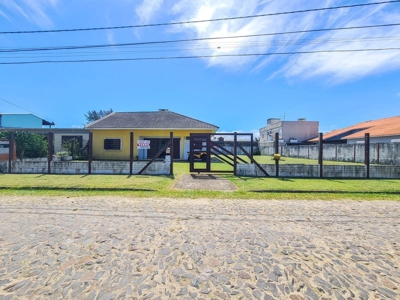 Casa 3 dormitórios no Araçá - 2 Terrenos!: 1ª foto da galeria de imagens do imóvel