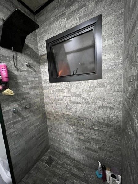Casa com 3 suítes no condomínio Dubai Resort: 1ª foto da galeria de imagens do imóvel