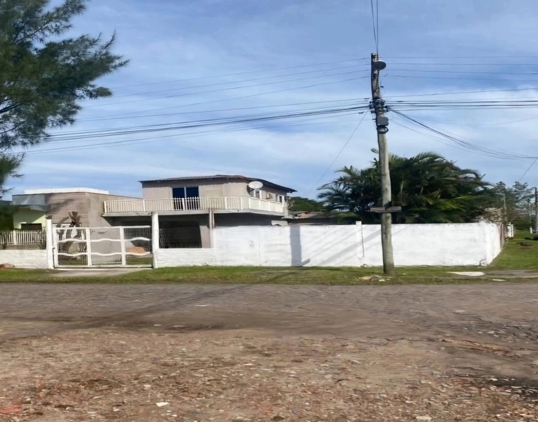 Sobrado com 4 dormitórios no bairro Guarani: 10ª foto da galeria de imagens do imóvel