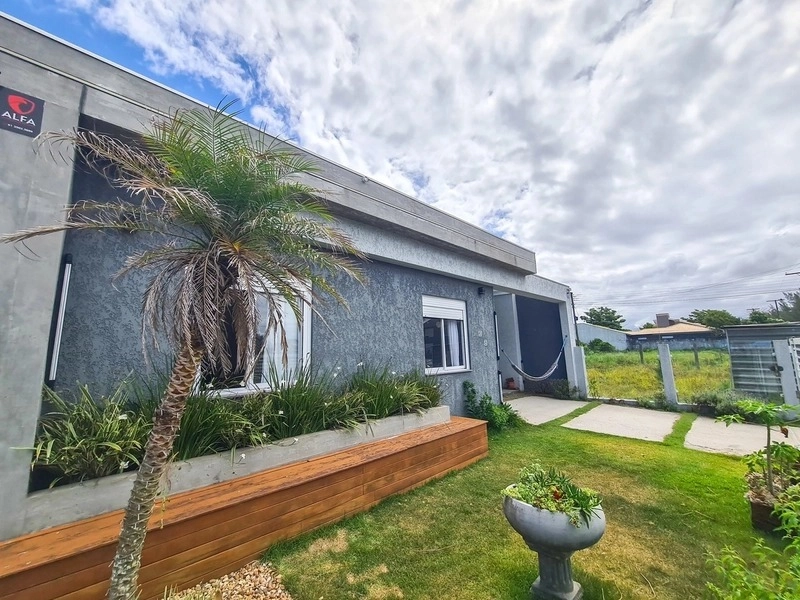 Casa 3 Dormitórios apenas 80 metros do mar no bairro Zona Norte: 4ª foto da galeria de imagens do imóvel