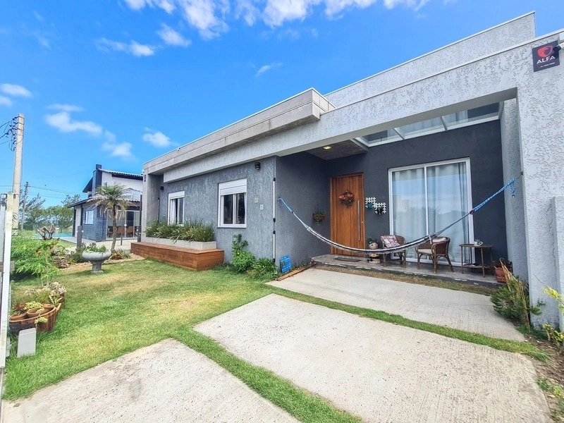 Casa 3 Dormitórios apenas 80 metros do mar no bairro Zona Norte: 5ª foto da galeria de imagens do imóvel