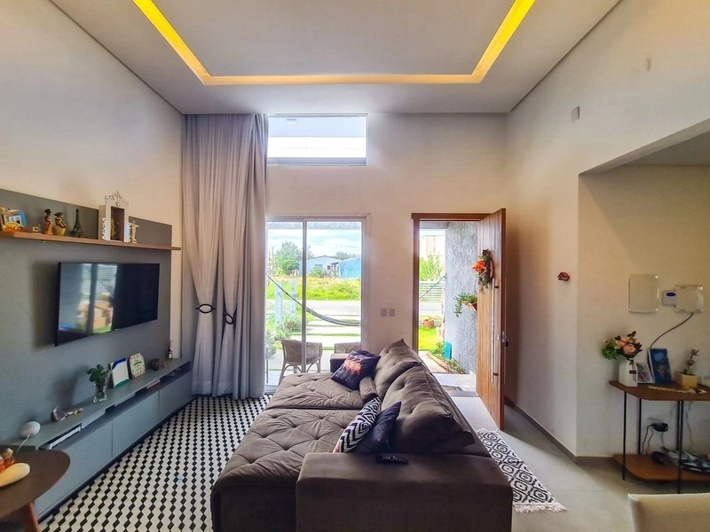 Casa 3 Dormitórios apenas 80 metros do mar no bairro Zona Norte: 7ª foto da galeria de imagens do imóvel