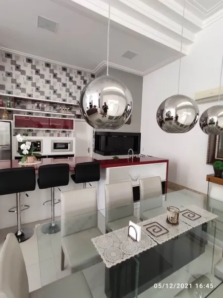 CASA ENCANTADORA COM 3 SUÍTES: 9ª foto da galeria de imagens do imóvel