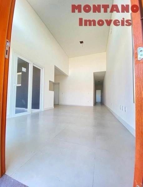 Casa de Alto Padrão com 3 Dormitórios Próxima ao Mar – Bairro Jardim: 6ª foto da galeria de imagens do imóvel