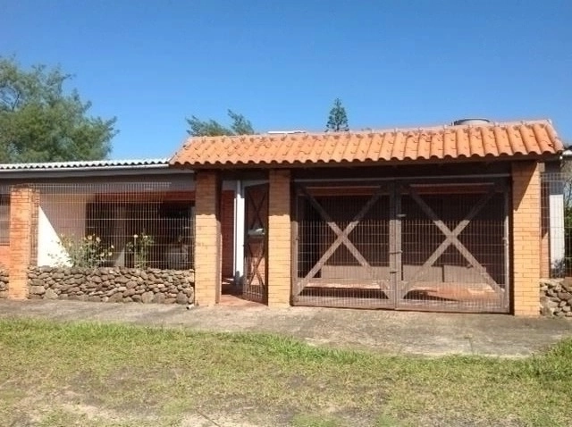 Excelente casa dois terrenos junto ao mar em Capão da Canoa: 47ª foto da galeria de imagens do imóvel