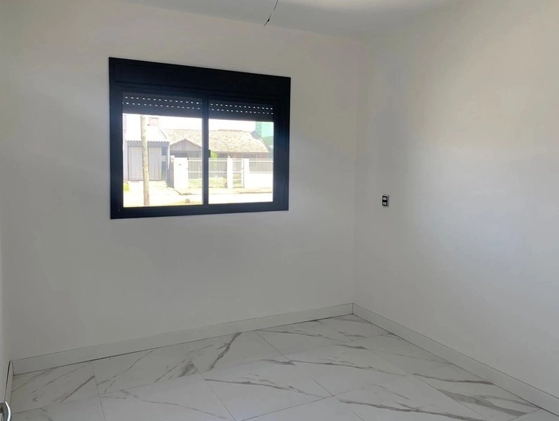 Casa de esquina com 2 dormitórios: 3ª foto da galeria de imagens do imóvel