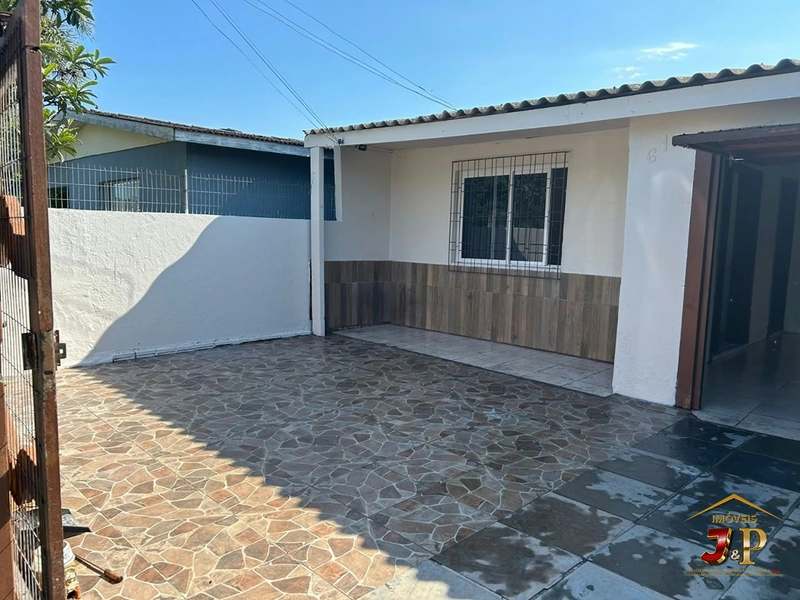 Casa à venda no Bairro Santa Luzia: 2ª foto da galeria de imagens do imóvel