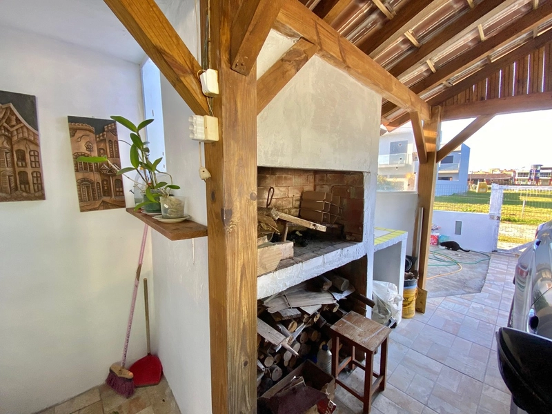 Casa a alguns passos da praia com 2 dormitórios: 6ª foto da galeria de imagens do imóvel