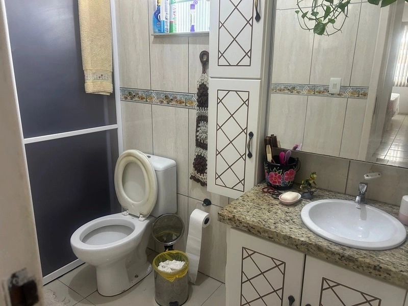 Lindo sobrado 4 dorm - a 150m da beira mar em Capão da Canoa: 4ª foto da galeria de imagens do imóvel