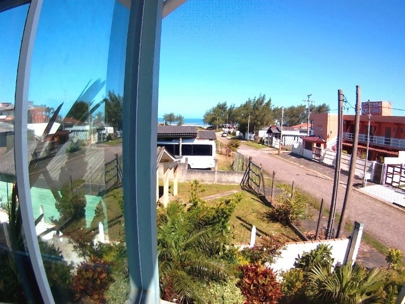 Lindo sobrado 4 dorm - a 150m da beira mar em Capão da Canoa: 12ª foto da galeria de imagens do imóvel