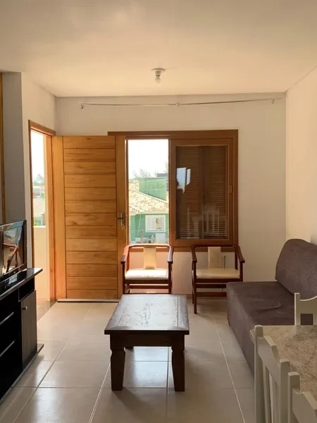 Dois apartamentos de 2 dormitórios: 1ª foto da galeria de imagens do imóvel