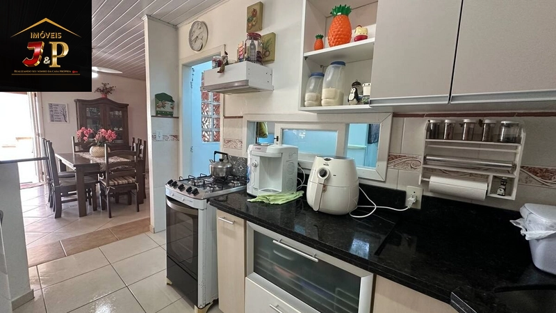 Casa com 2 terrenos, 3 quartos e piscina a 150m do mar: 16ª foto da galeria de imagens do imóvel
