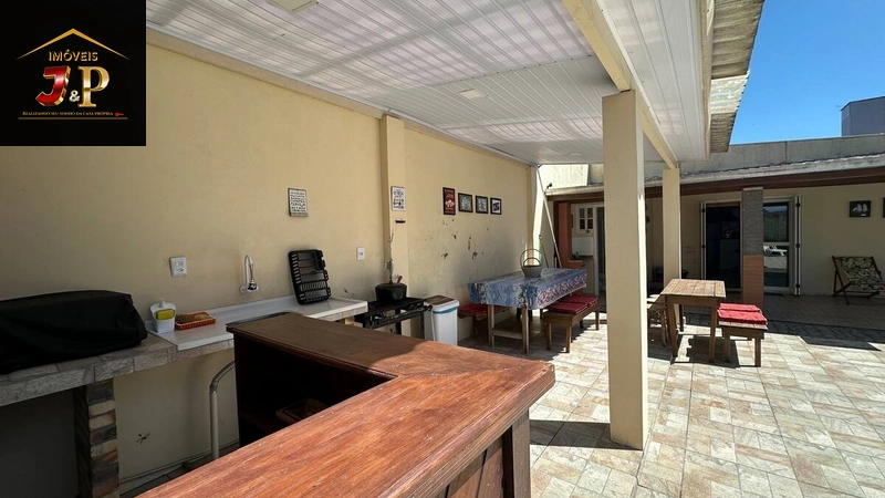 Casa com 2 terrenos, 3 quartos e piscina a 150m do mar: 19ª foto da galeria de imagens do imóvel