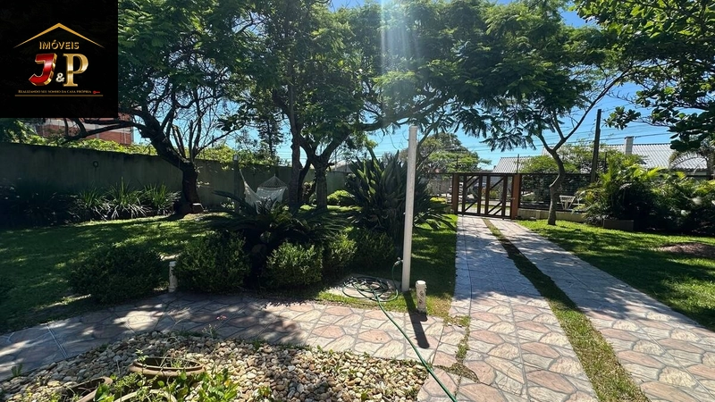 Casa com 2 terrenos, 3 quartos e piscina a 150m do mar: 2ª foto da galeria de imagens do imóvel