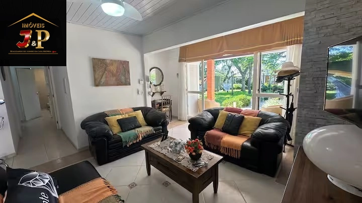 Casa com 2 terrenos, 3 quartos e piscina a 150m do mar: 8ª foto da galeria de imagens do imóvel