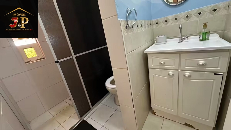 Casa com 2 terrenos, 3 quartos e piscina a 150m do mar: 12ª foto da galeria de imagens do imóvel