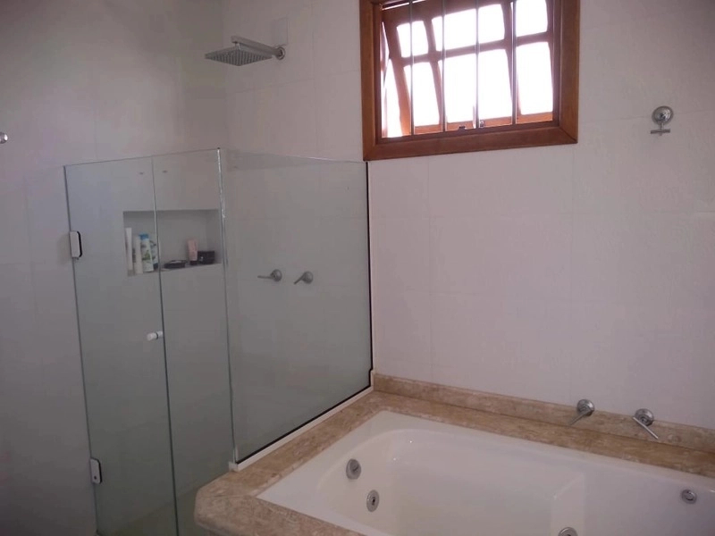 EXCELENTE CASA JARDIM BEIRA MAR - TRÊS DOMIRTÓRIOS: 2ª foto da galeria de imagens do imóvel