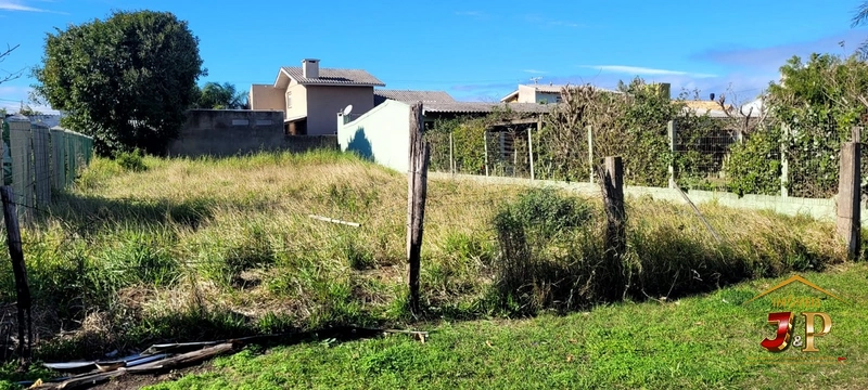 Terreno em ótima localização: 1ª foto da galeria de imagens do imóvel