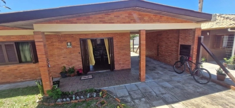 Casa com 3 dormitórios poucos metros do mar: 14ª foto da galeria de imagens do imóvel