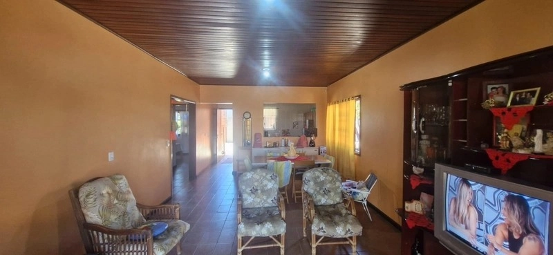 Casa com 3 dormitórios poucos metros do mar: 23ª foto da galeria de imagens do imóvel